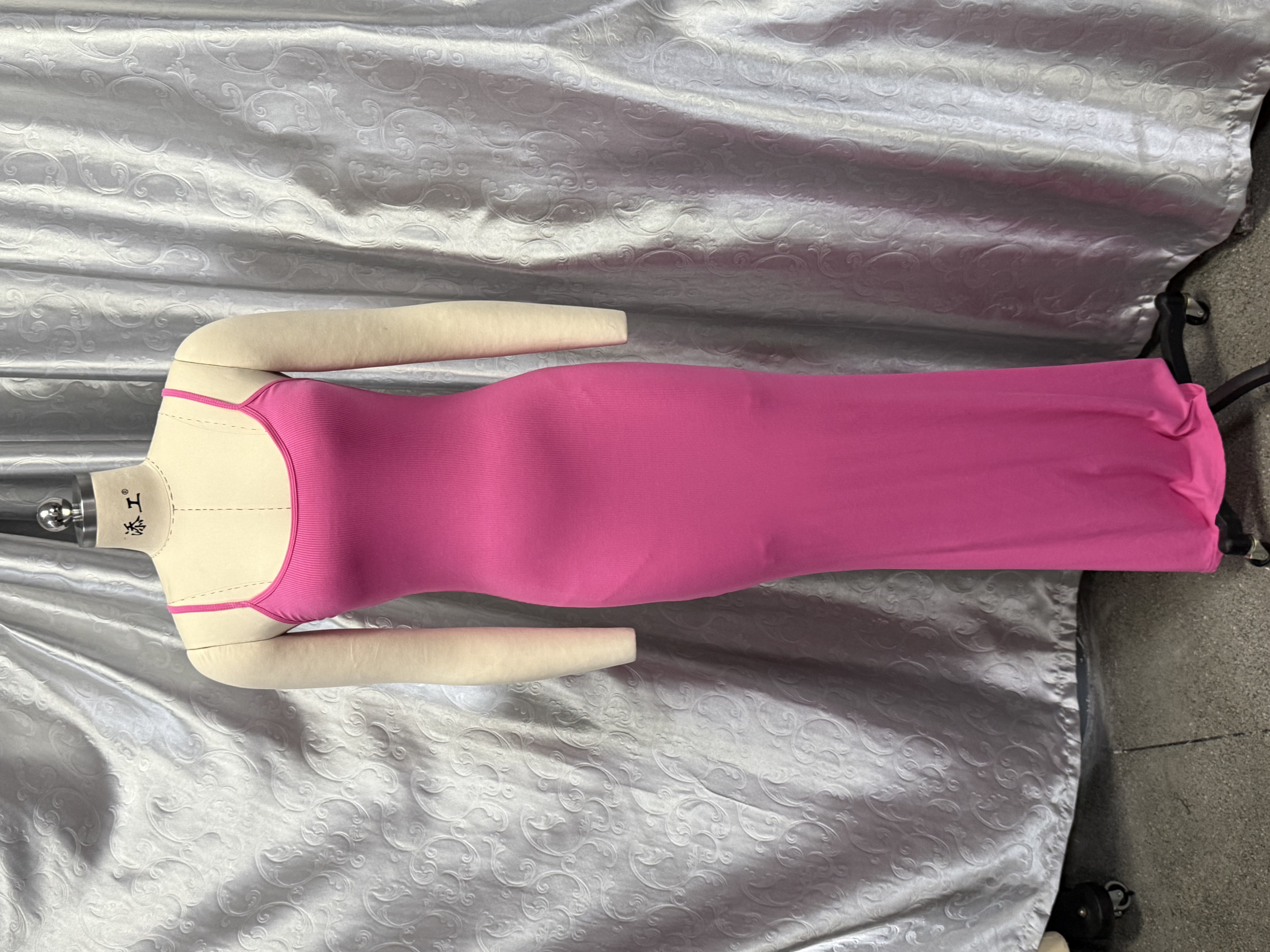 Ribbed Spaghetti Strap Body Shaping Maxi Dress
