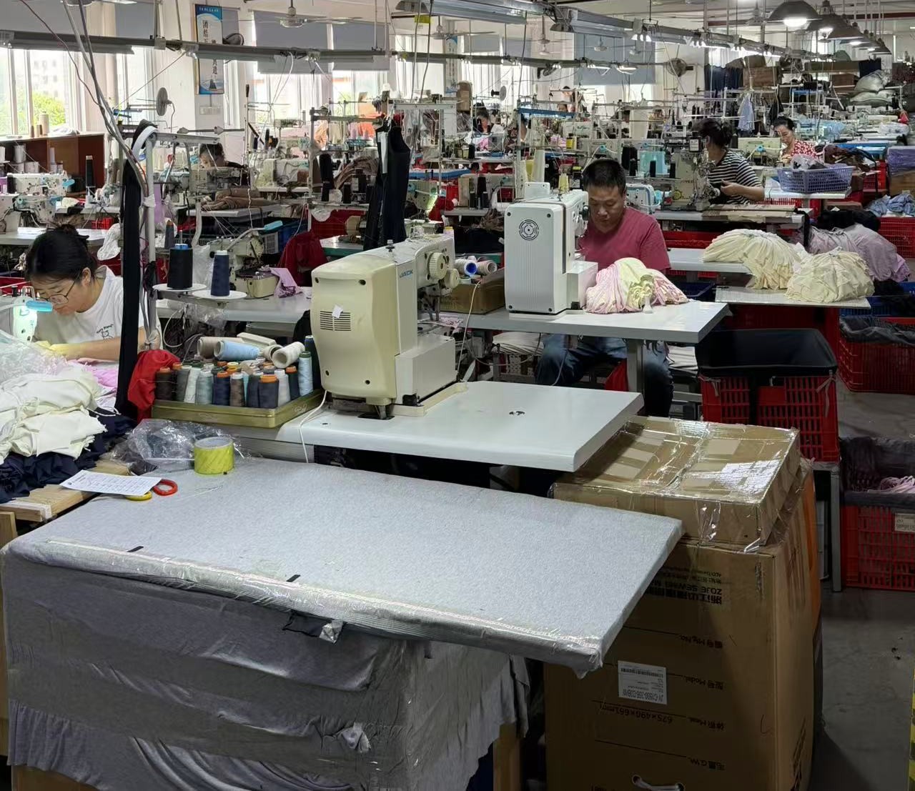Jialiying apparel sewing workshop